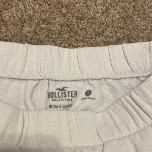 white hollister sweatpants - Picture 4 of 6